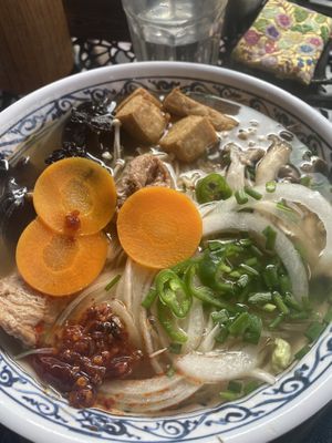 Spicy vegan ramen at Banh Mi Lee in Seoul