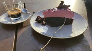 Veganer Schokolade Himbeere Kuchen 😋  at Werftcafé in Flensburg