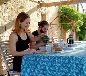 petit déjeuner at La Vie au Grand Vert in Saint-andre-de-najac