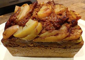 Une des spécialités saines et gourmandes : les gâteaux vapeur cuits au Vitaliseur at La Vie au Grand Vert in Saint-andre-de-najac