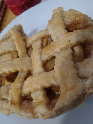 Pay de manzana vegano. at Kammi in Matamoros