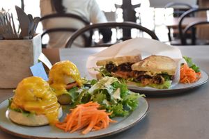 Veg Benedict and Veg Sandwich at 1110Cafe/Bakery in Kawaguchi