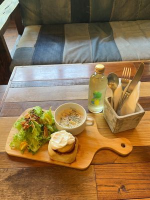 ファーマーズセットとコンブチャ at 1110Cafe/Bakery in Kawaguchi