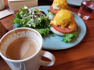Veggie benedict at 1110Cafe/Bakery in Kawaguchi