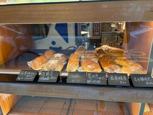 Various offerings at Sù Xué HōngBèi Fāng 素學烘焙坊 in New Taipei City