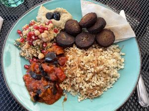 Today I went there again for lunch . Very tasty  at Ruby‘s Cafe in Othmarsingen