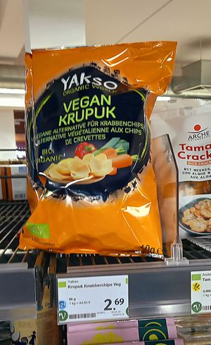 vegan alternative to prawn crackers🦐 at denn's Biomarkt - Marktstr in Hannover