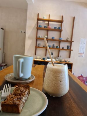 Vegan gf peacan pie and a delish Frappuccino 🤤 at Another Clandestino in Holbox