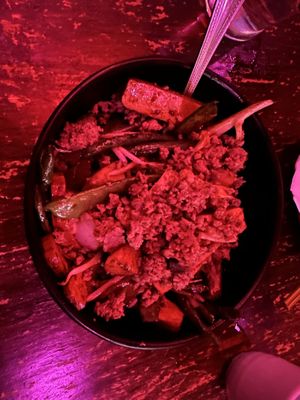 There is a pool of oil under there… 😕  at Spicy Moon - 3rd St in New York City