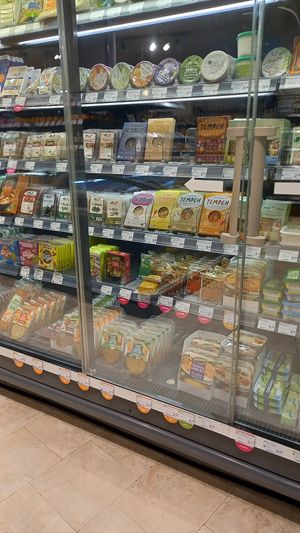 tofu, tempeh & co at denn's Biomarkt in Aachen