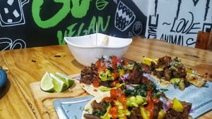 Tacos picantes ✨🌱 at Mercy Vegan Food in Bogota