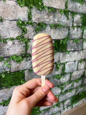  at Green Gorilla in Montpellier