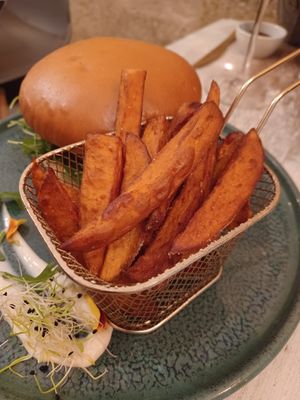  at Green Gorilla in Montpellier