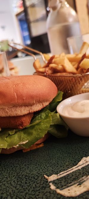 No-fish burger, homemade mayonnaise and French fries  at Green Gorilla in Montpellier