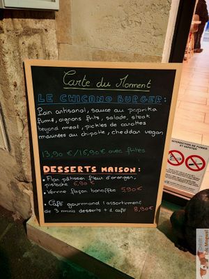 Special menu and desserts at Green Gorilla in Montpellier