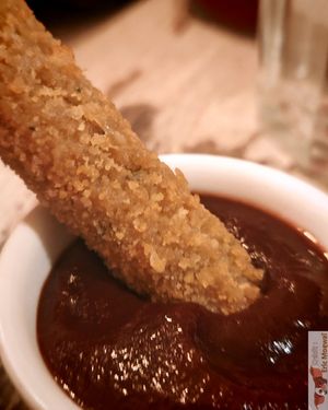 Vegan Mozza sticker home made at Green Gorilla in Montpellier