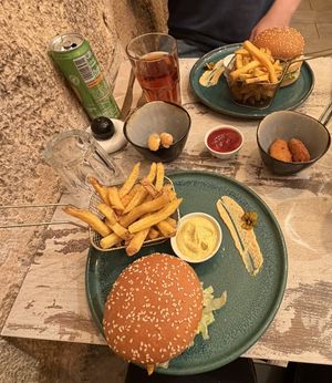 Big gorilla burgers, nuggets, mozzarella sticks.   at Vegorilla in Montpellier