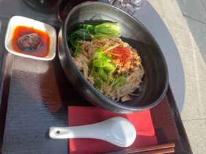 Shirunashi-Tantan-vegan black - etwas schärfer, ohne Brühe. Sehr lecker!  at Shin Ramen  in Hannover