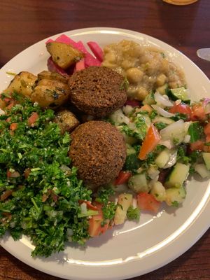 Seconds at The Oasis in Lexington