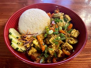 Cambodian-style lemongrass tofu and veggies  at MOE PHO in Pendleton