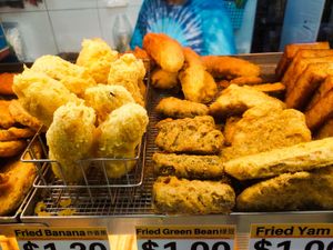 Items available at You Tiao Soya Bean 炸油条豆酱 in Northeast Singapore