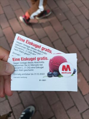 Aktion vom Zeisekino at Giovanni L - Mercado in Hamburg
