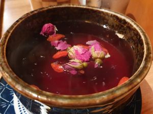 Toller Rosen-Hibiskus-Tee at An Vegan House - Lange Reihe in Hamburg