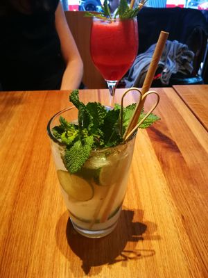 Cocktail with rice-vodka at An Vegan House - Lange Reihe in Hamburg