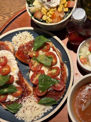 Vegan Italian platter (+honey)  at Amin 아민 in Seoul