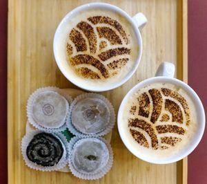 Mochis + Hojicha lattes at La Maison du Mochi - Turenne in Paris