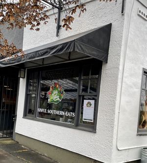 Storefront  at Dirty Lettuce in Portland