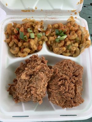 Fried chicken (3 pieces) with Mac n cheese  at Dirty Lettuce in Portland