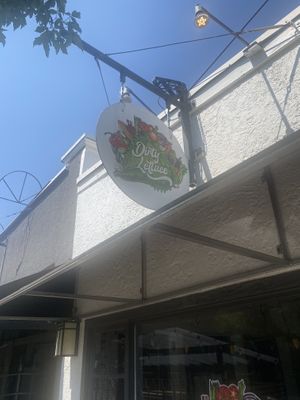 🙌🏾  at Dirty Lettuce in Portland