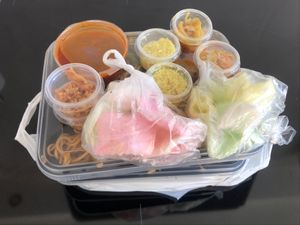 All the fixin’s 😬 at De Vegetarische Toko in The Hague