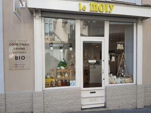 Shop facade at Le Moly in Pau