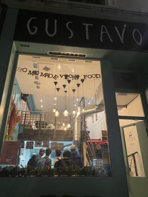 La belle devanture   at Gustavo in Grenoble