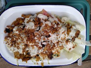 "Bol de Gus": Seitan, Fries, Vegetables/Salad and two sauces (Aioli & Blanche) at Gustavo in Grenoble