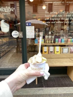 Nocciola & Pistacchio  at Gelato Libre in Milan