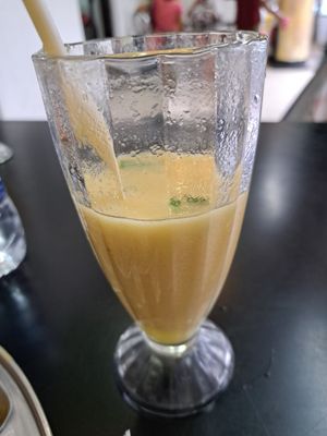 Alweer vergeten foto's te nemen dus alles was al bijna op at Sri Krishna Dosai in Kandy