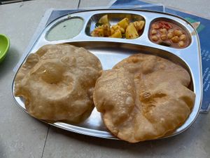 Breakfast   at Sri Krishna Dosai in Kandy