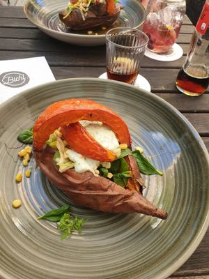 Gefüllte Süßkartoffel (Tagesgericht) at Bichl in Burghausen