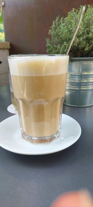 Chai Latte mit Hafermilch at Bichl in Burghausen
