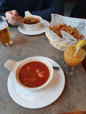 Soup and fries at La Diable in Mont-tremblant
