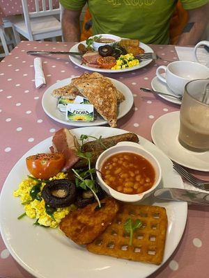  at Ginny's Teapot in Hawkshead