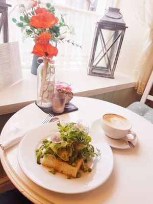 Delicious light vegan lunch with an oat milk coffee ☕ at Ginny's Teapot in Hawkshead