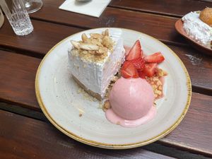 Vanilla Cheesecake 🤤   at Peachy Goat in South East London