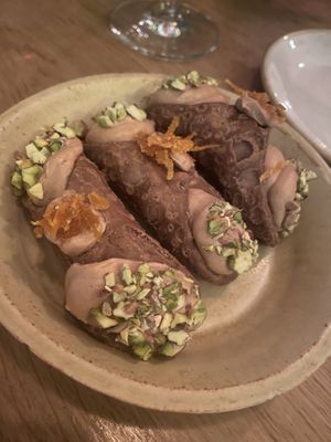 Cannoli… this was EXTRAORDINARY  #Veganuary at Peachy Goat in South East London
