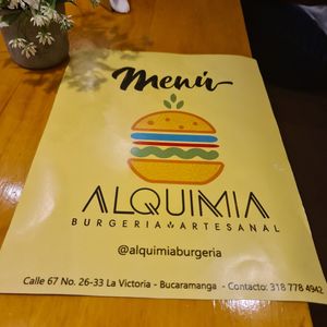Contacto at Alquimia Burgeria Artesanal in Bucaramanga