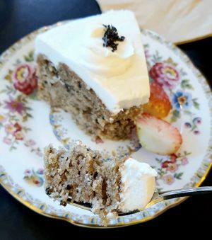 Earl Grey Cake - close-up  #Veganuary at Ma Pause in Seoul