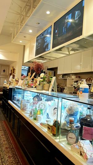 interior of location - view towards the counter at Ma Pause in Seoul